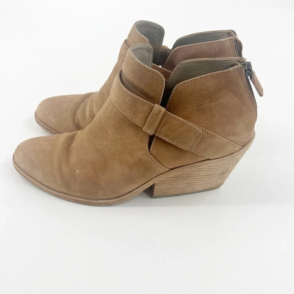 ✅ Eileen Fisher Womens Ankle‎ Boots Size 7 Almond Toe Brown Strap Leather Autumn